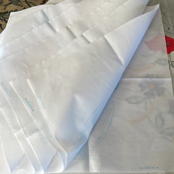 Jack Dempsey (2003) 18” quilt squares (6), item 732, pattern #274, Iris - Picture 6 of 11